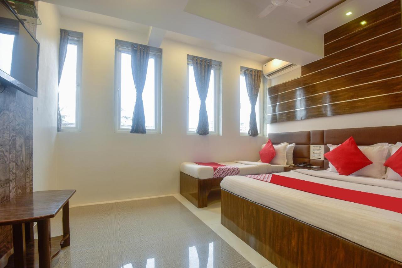 Oyo 28893 Hotel Gulf Mumbai Kültér fotó