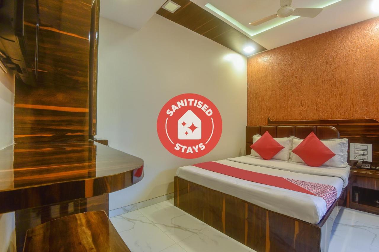 Oyo 28893 Hotel Gulf Mumbai Kültér fotó